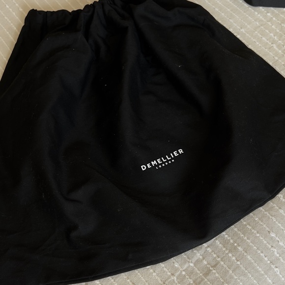 DeMellier London Purse Large Tokyo Bag in Tan Smooth
Leather - Picture 4 of 6